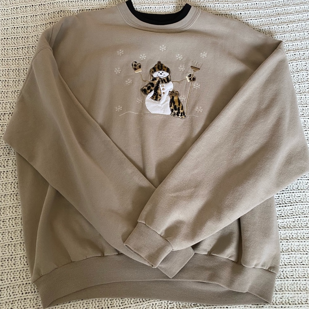 SOLD vintage snowman sweatshirt!